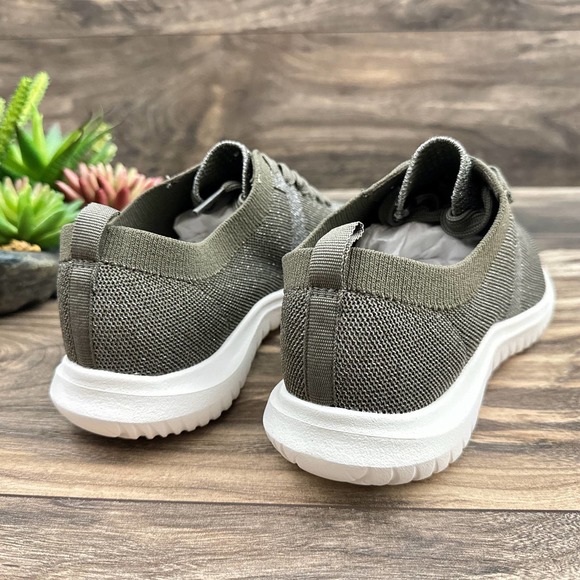 NIB Clarks Cloudsteppers 9M Nova Glint Mesh Comfort Sneakers Dark Olive Combo - Picture 7 of 12